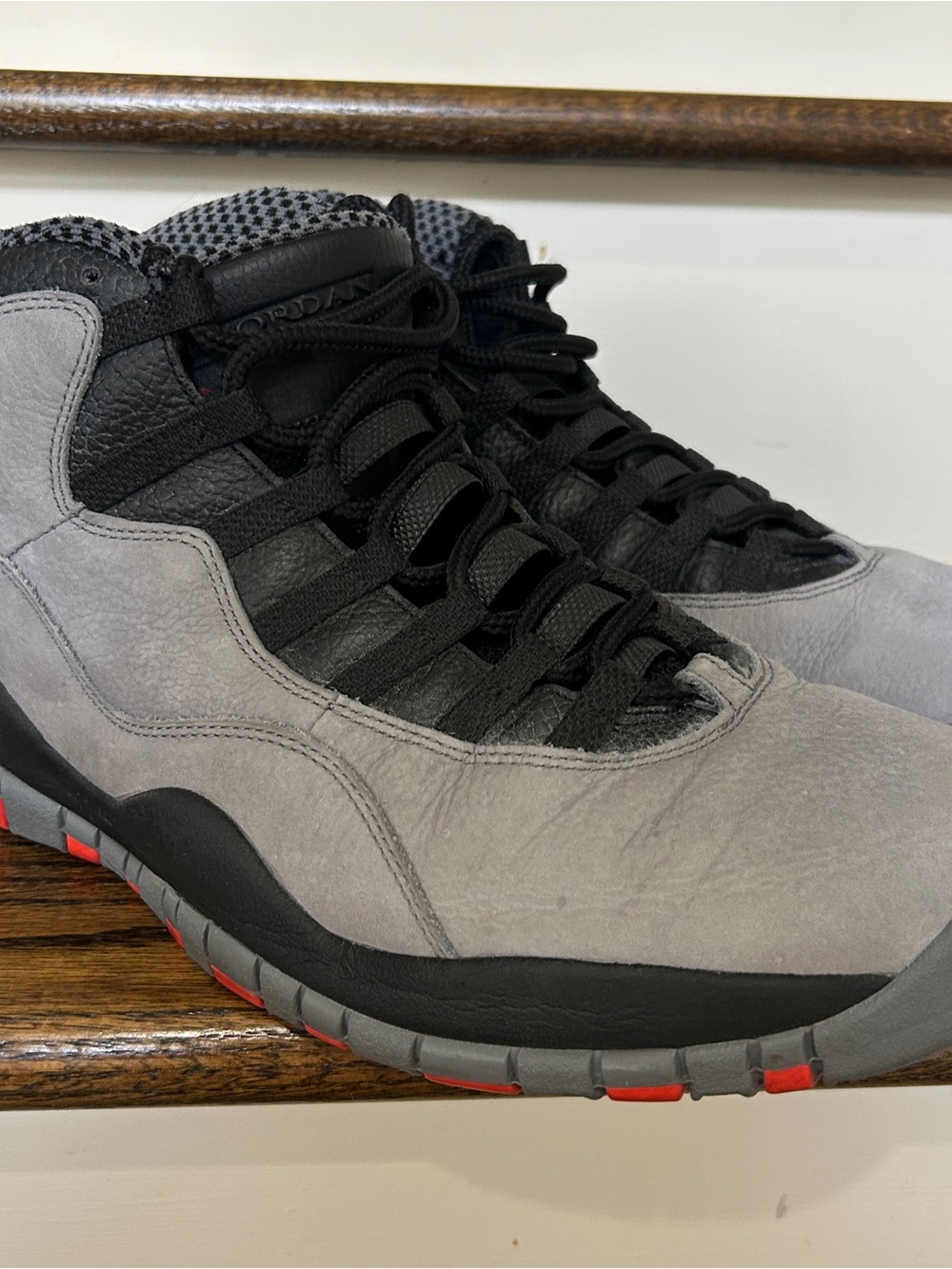 Jordan Air Jordan 10 Retro Cool Grey Mens Size 12 2014 310805-023 Gray Black Red